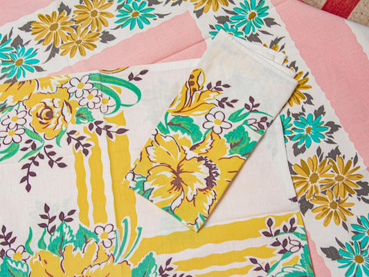 Handmade Yellow Floral Napkins –– Vintage Textile from Mid-Century Tablecloths, Set of 2
