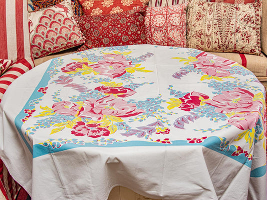 Vintage Floral Bold Bouquet 1950s Tablecloth