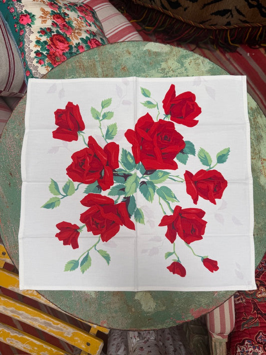 Handmade Red Rose Bouquet Napkins –– Vintage Textile from Mid-Century Tablecloths, Set of 3