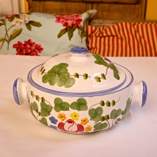 Small Serving Casserole with Lid
