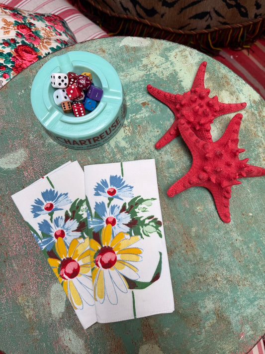 Handmade Daisy Stripe Napkins –– Vintage Textile from Mid-Century Tablecloths, Set of 3