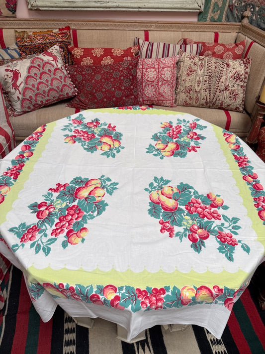 1940s Fruit & Leaf Tablecloth – Vintage Yellow Border Print