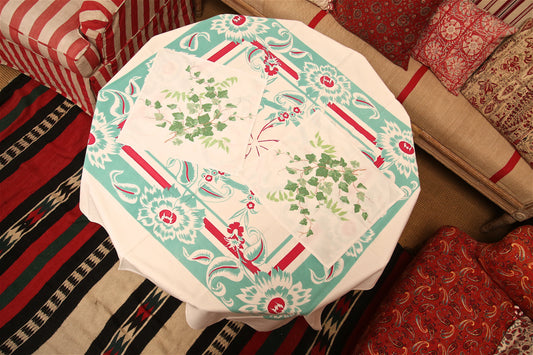 Handmade Ivy Napkins –– Vintage Textile from Mid-Century Tablecloths, Set of 2