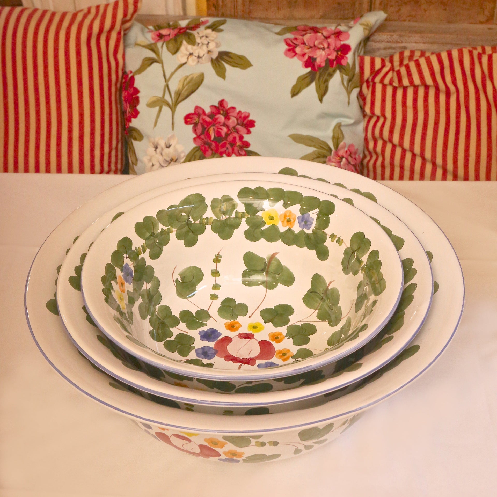 Serving Bowl - Classic Ivy