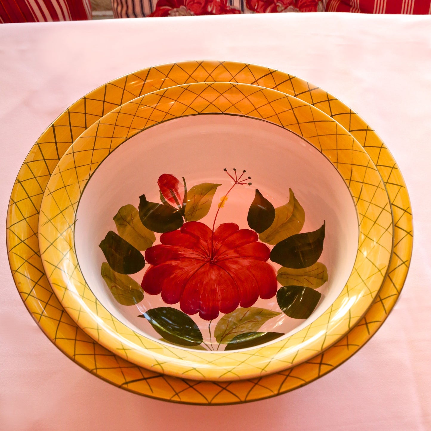 Grand Serving Bowl