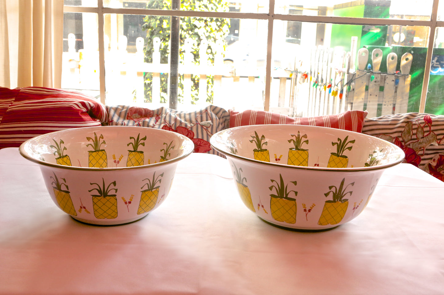 Grand Serving Bowl