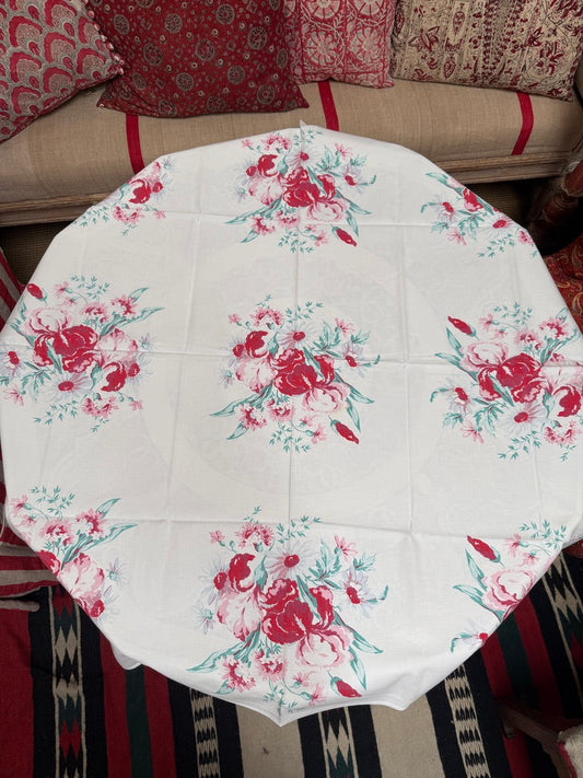 1950s Rose Bouquet Tablecloth –– Vintage Floral Print in Red and Pink