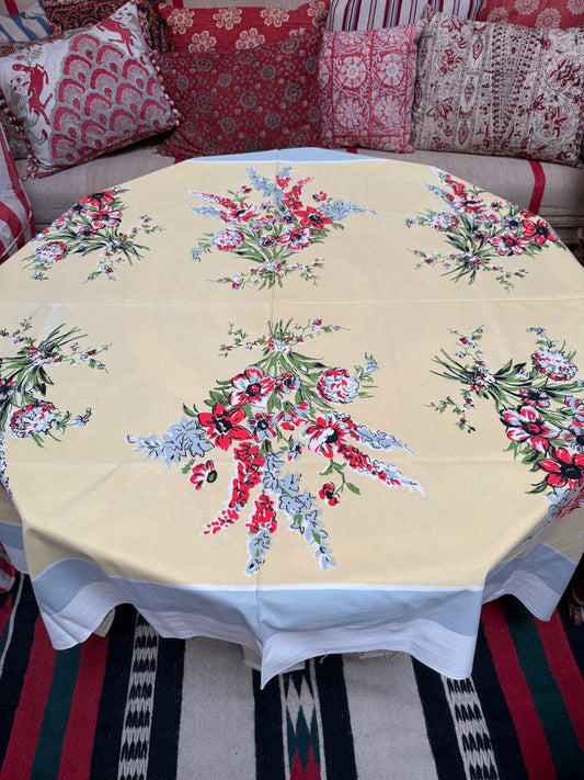 1940s Butter Yellow Floral Tablecloth – Vintage American Cotton