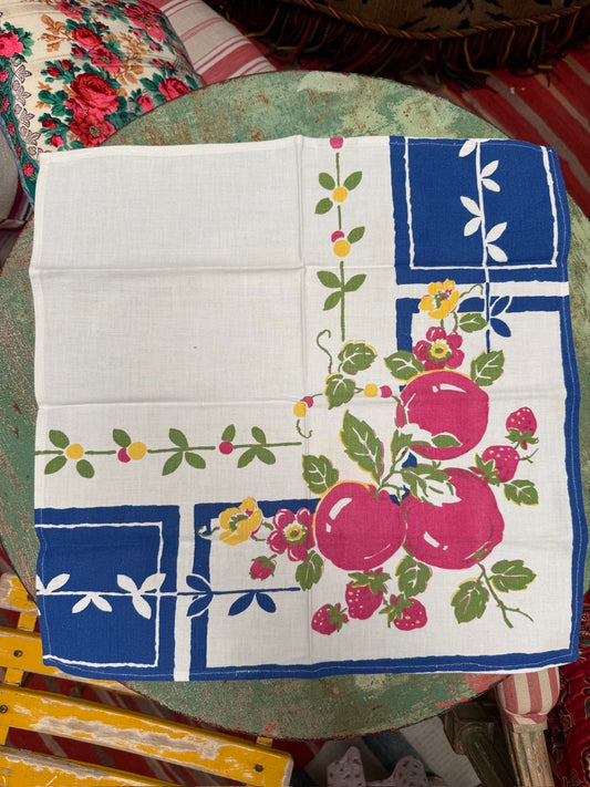 Handmade Magenta Fruit Napkins –– Vintage Textile from Mid-Century Tablecloths, Set of 2