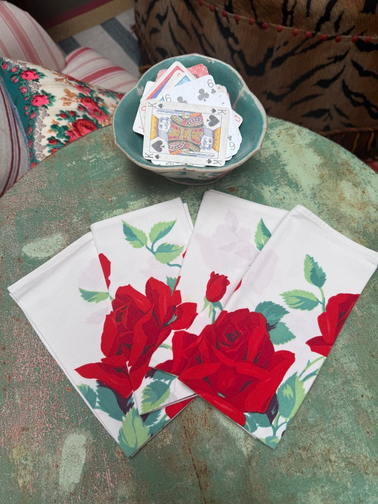 Handmade Red Rose Bouquet Napkins –– Vintage Textile from Mid-Century Tablecloths, Set of 4