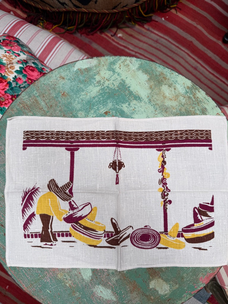 Handmade Sombrero Market Napkins –– Vintage Textile from Mid-Century Tablecloths, Set of 4