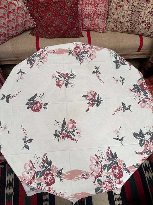 1950s Blush Rose Tablecloth –– Vintage Painterly Floral with Mauve Accents