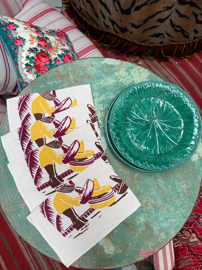 Handmade Sombrero Market Napkins –– Vintage Textile from Mid-Century Tablecloths, Set of 4