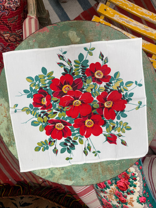 Handmade Red Anemone Napkins –– Vintage Textile from Mid-Century Tablecloths, Set of 2
