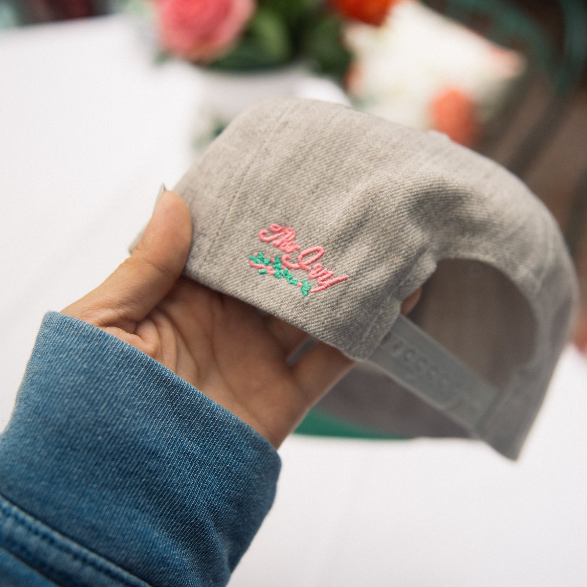 The Ivy 'American Beauties' Cap