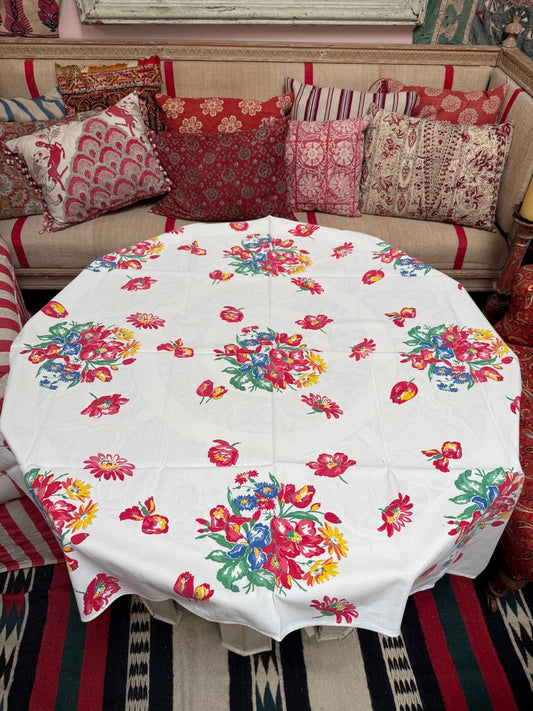 1940s Bright Bouquet Tablecloth – Vintage Multicolor Floral Print