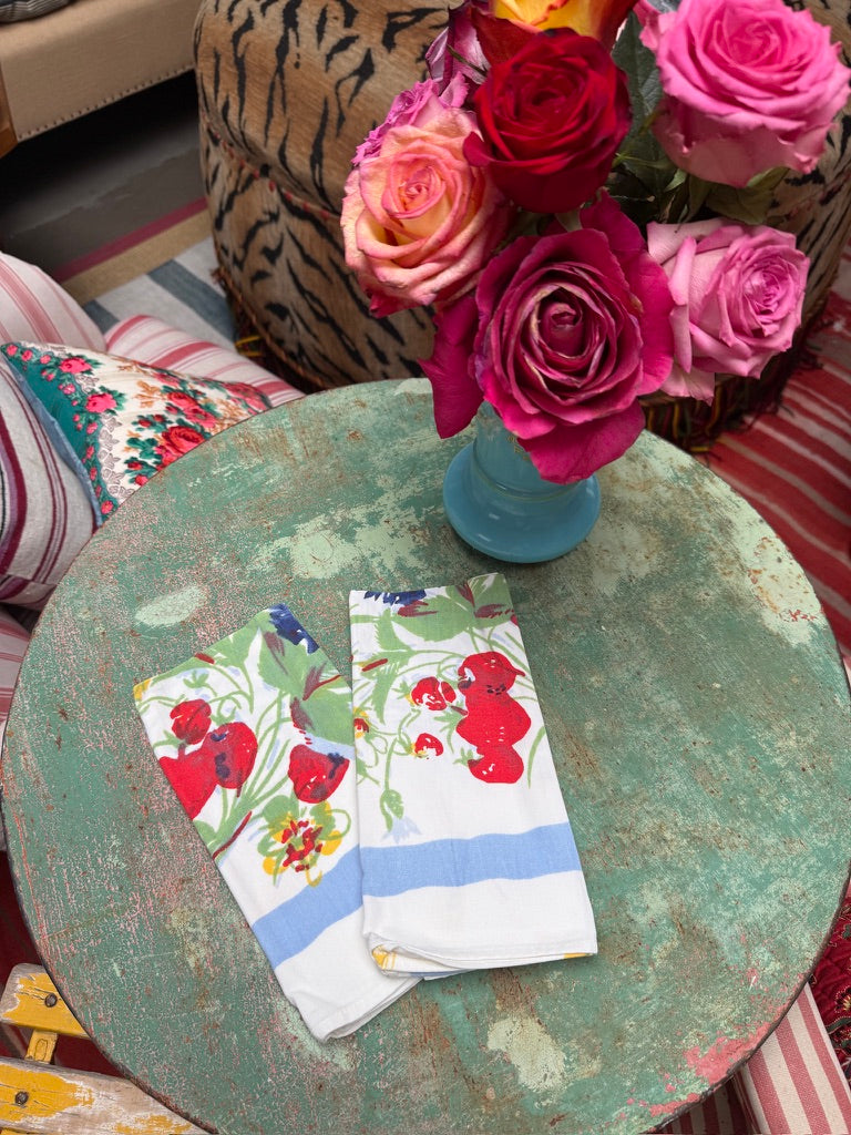 Handmade Wildflower & Wheat Napkins –– Vintage Textile from Mid-Century Tablecloths, Set of 2