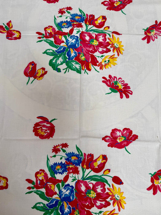 1940s Bright Bouquet Tablecloth – Vintage Multicolor Floral Print